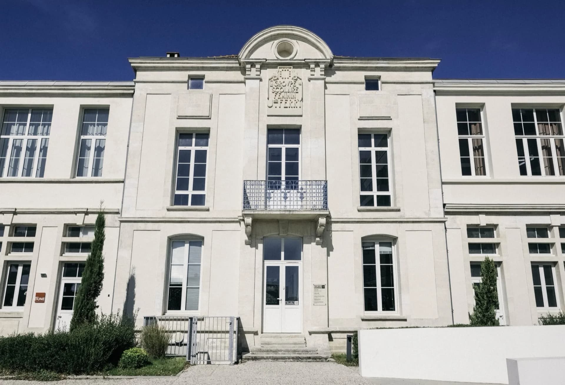 Entrée du Studio 130 · siège de FORGITWEB à Royan